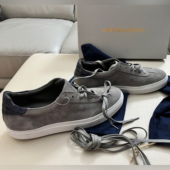 NWB - Johnston & Murphy Italian Suede Sneakers - Size 9.5 - Made in Italy - Picture 5 of 8